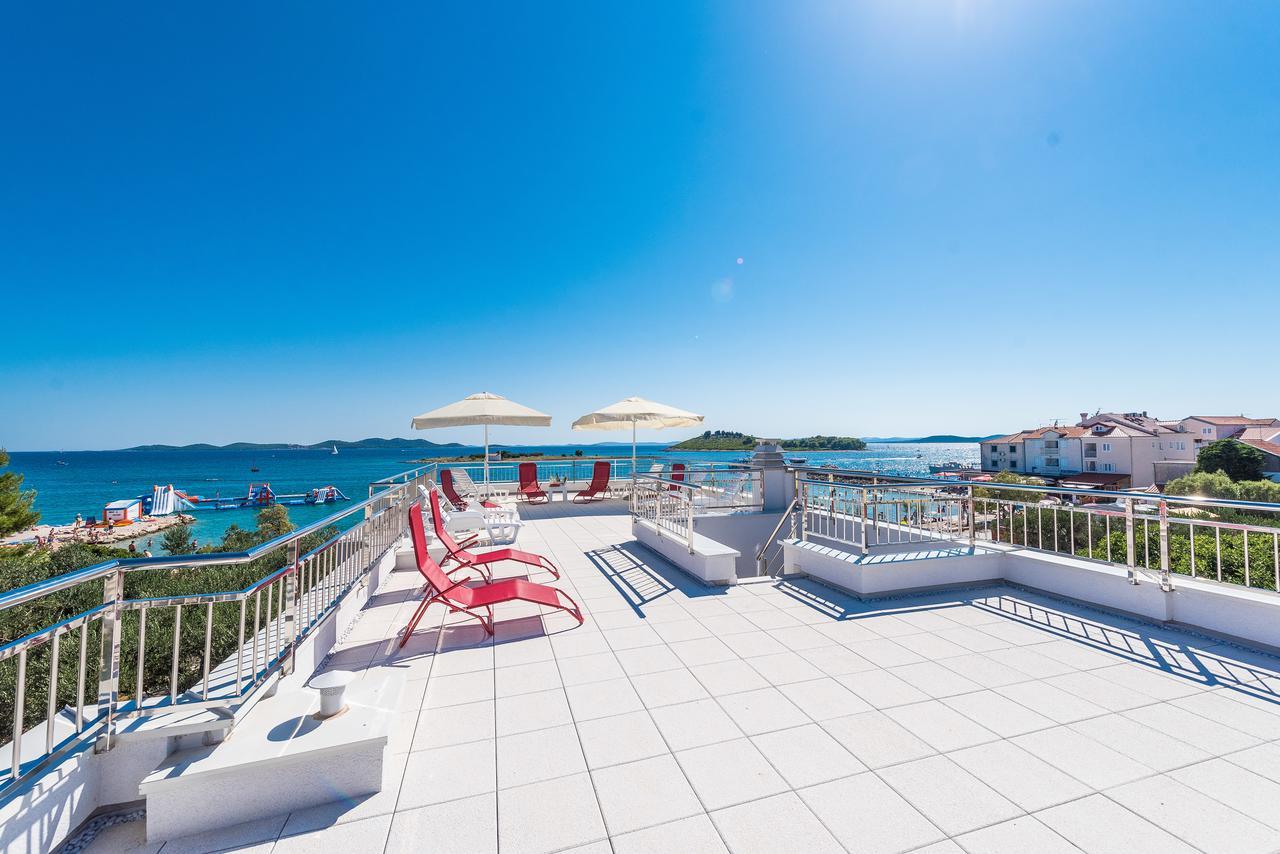 Apartments Janice Pakoštane Екстериор снимка