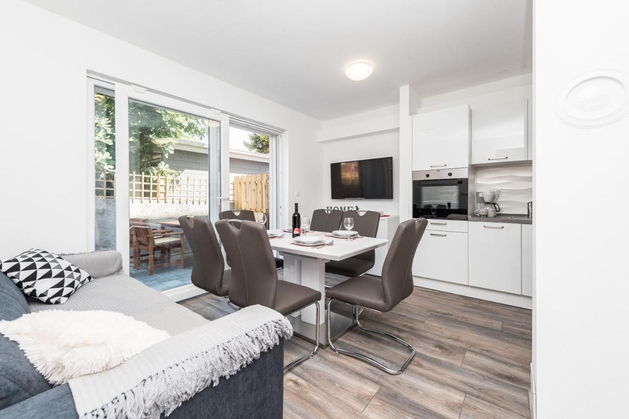 Apartments Janice Pakoštane Екстериор снимка