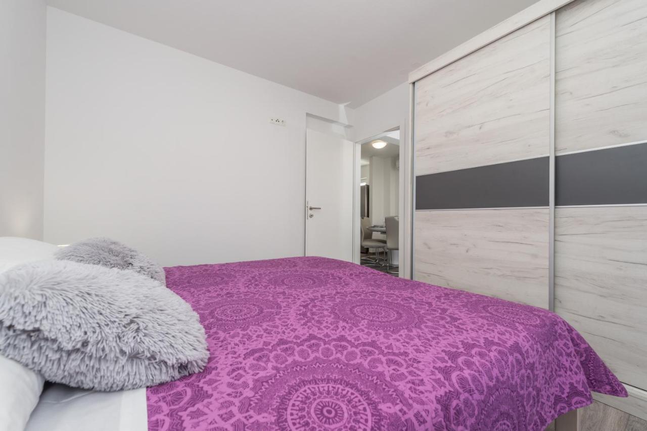 Apartments Janice Pakoštane Екстериор снимка