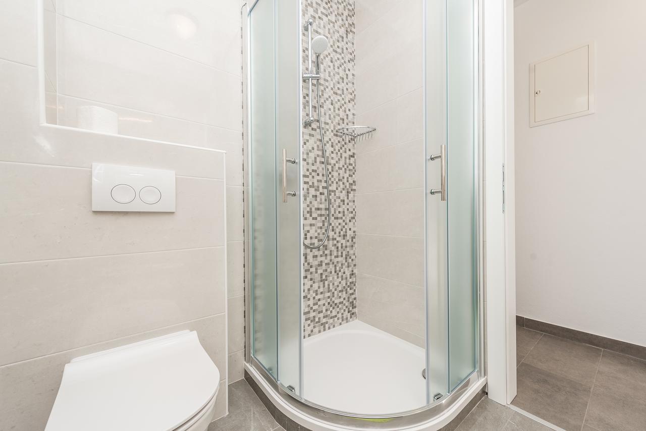 Apartments Janice Pakoštane Екстериор снимка